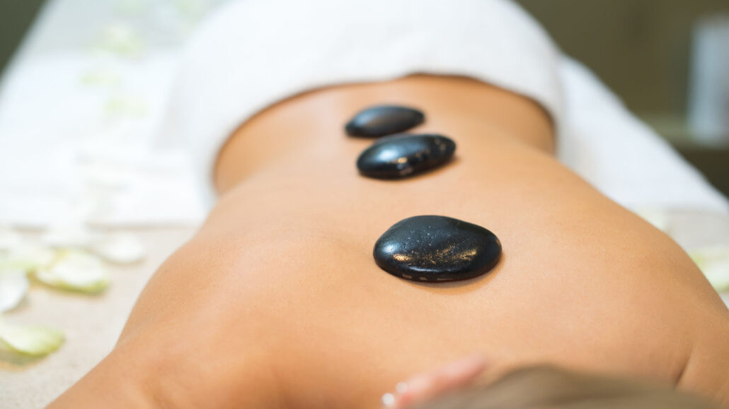 Hot-Stone-Massage - Foto: INGImage